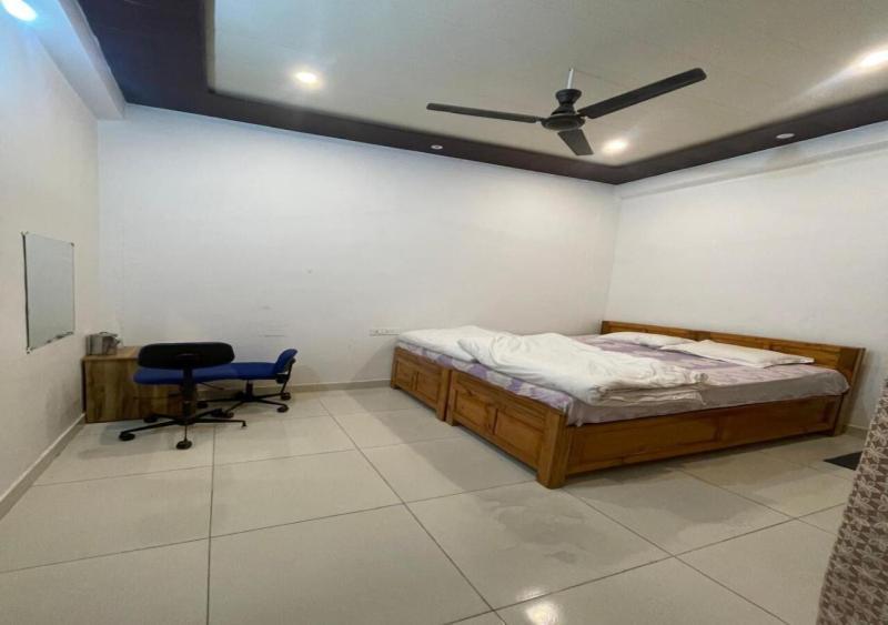 Hotel Maa Bhagwati Almora Esterno foto